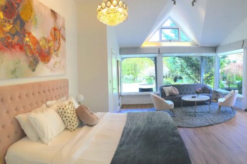 HelenZee.com Eden-Yarra-Valleys-Premier-Spa-Suite-500x333  