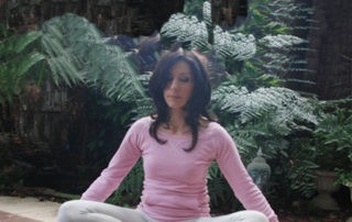 HelenZee.com helen-meditate-320x202  